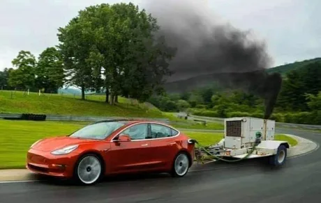 Tesla Can Drive 2000km