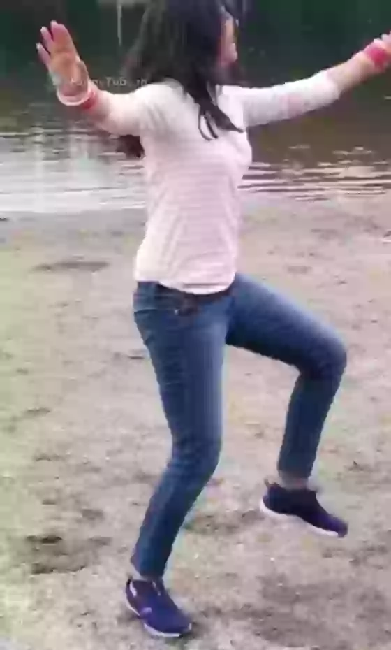 Beautiful Girl Punjabi Dance Selfie Video